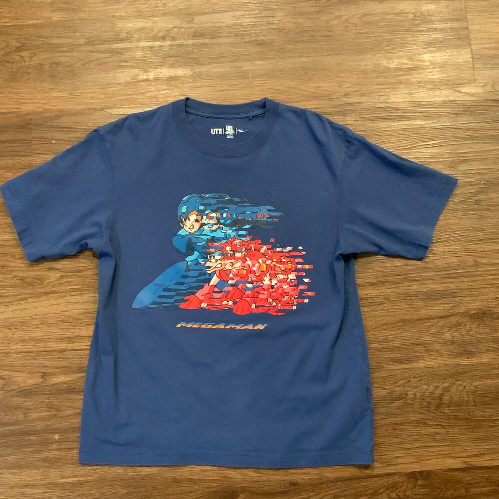 Uniqlo UT Mega Man Capcom Anniversary Graphic T Shirt Size S Blue